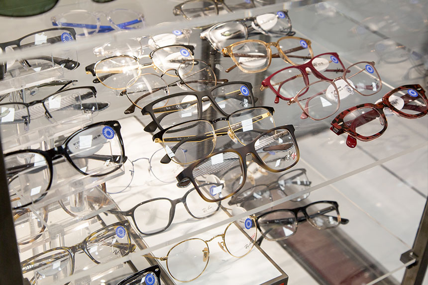 Optometrist in Stratford